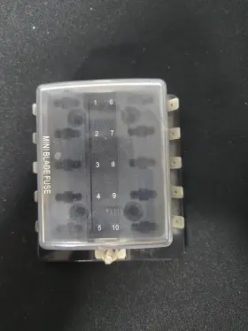 32DVC 12 VOLT GUY Mini Blade Fuse