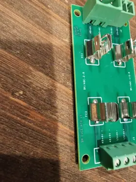 01760 3M Fuse Pcb Circuit Board Bk Plug Vdc