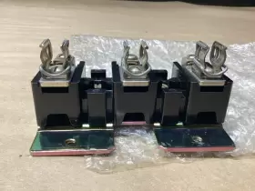 1494F-C233 ALLEN BRADLEY Fuse Block Adapter Plate #3
