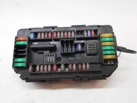 61149389068 BMW Fuse Box Relay