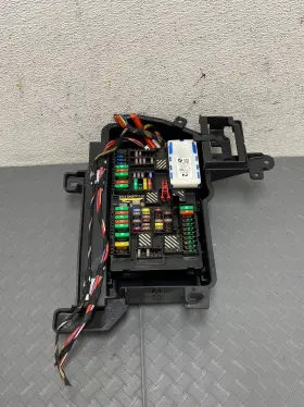 8795478 BMW Rear Power Distribution Fuse Boxl Dg