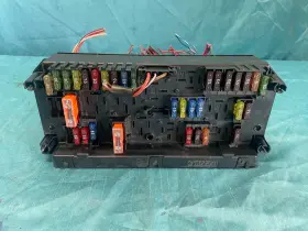 A2045454501 BOSCH Mercedes Front Fuse Box Module