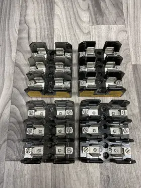 J60030-3CR BUSS Fuse Holder