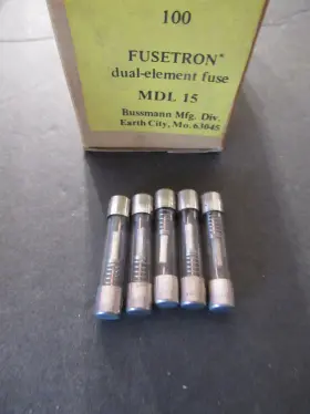 MDL15 BUSSMANN Mdl Voltslow Blow Buss Fuses Nos Volt Amp Slow