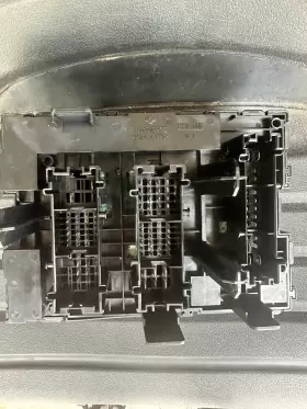 25886116 CHEVROLET Equinox Fusebox Gm #3
