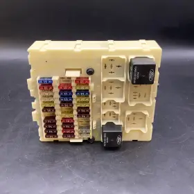 98AG14A073AH FORD Focus Fuse Box Relay