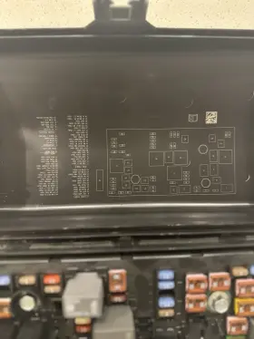 13255300 GM Engine Fuse Box #3