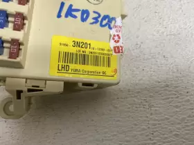 91950-3N201 HYUNDAI Equus Fuse Box Panel Relay Junction #3