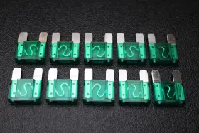 MAXI30 INSTALL BAY Pack Maxi Blade Car Boat Auto Holder Amp
