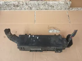 56009954AQ JEEP Liberty Engine Fuse Box #2