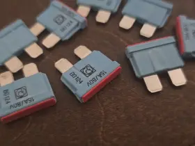 B0124 LITTLEFUSE Fuse Delay #2