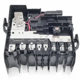 84646134 RHAOCZIYAUTO Battery Distribution Engine Fuse Block