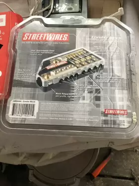 CBR44A STREETWIRES Block Connectology Car Audio Fuse #2