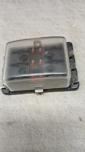VAP16710700US VAP-AUTOPARTS Auto Blade Fuse Block Box Holder